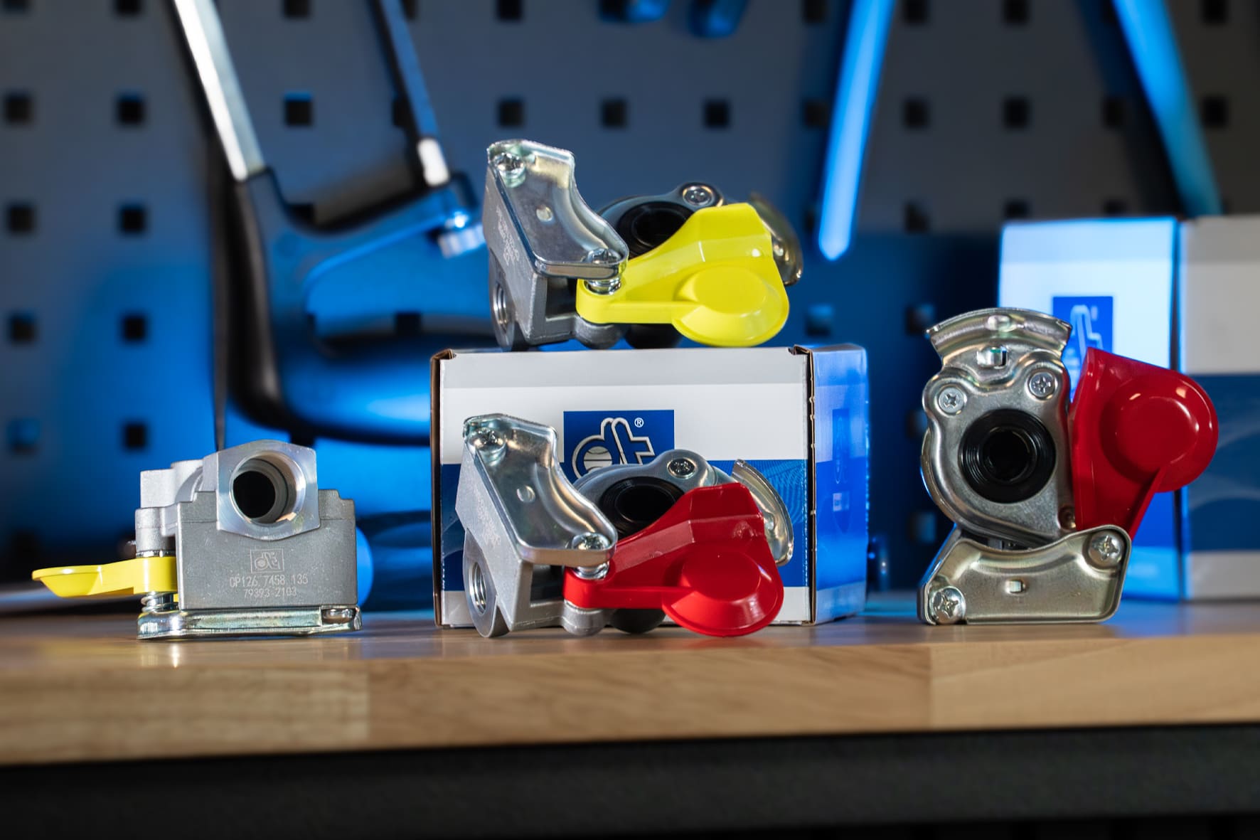 Las cabezas de acoplamiento de DT Spare Parts, presentadas por los Parts Specialists