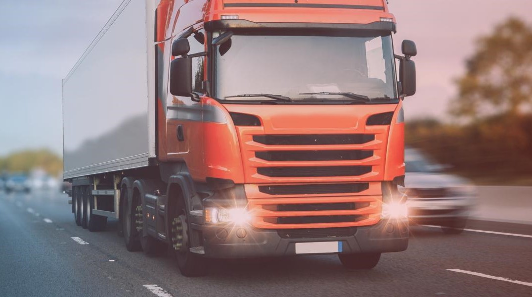 IRU alerta sobre la presión a la baja en las tarifas del transporte de mercancías por carretera en Europa