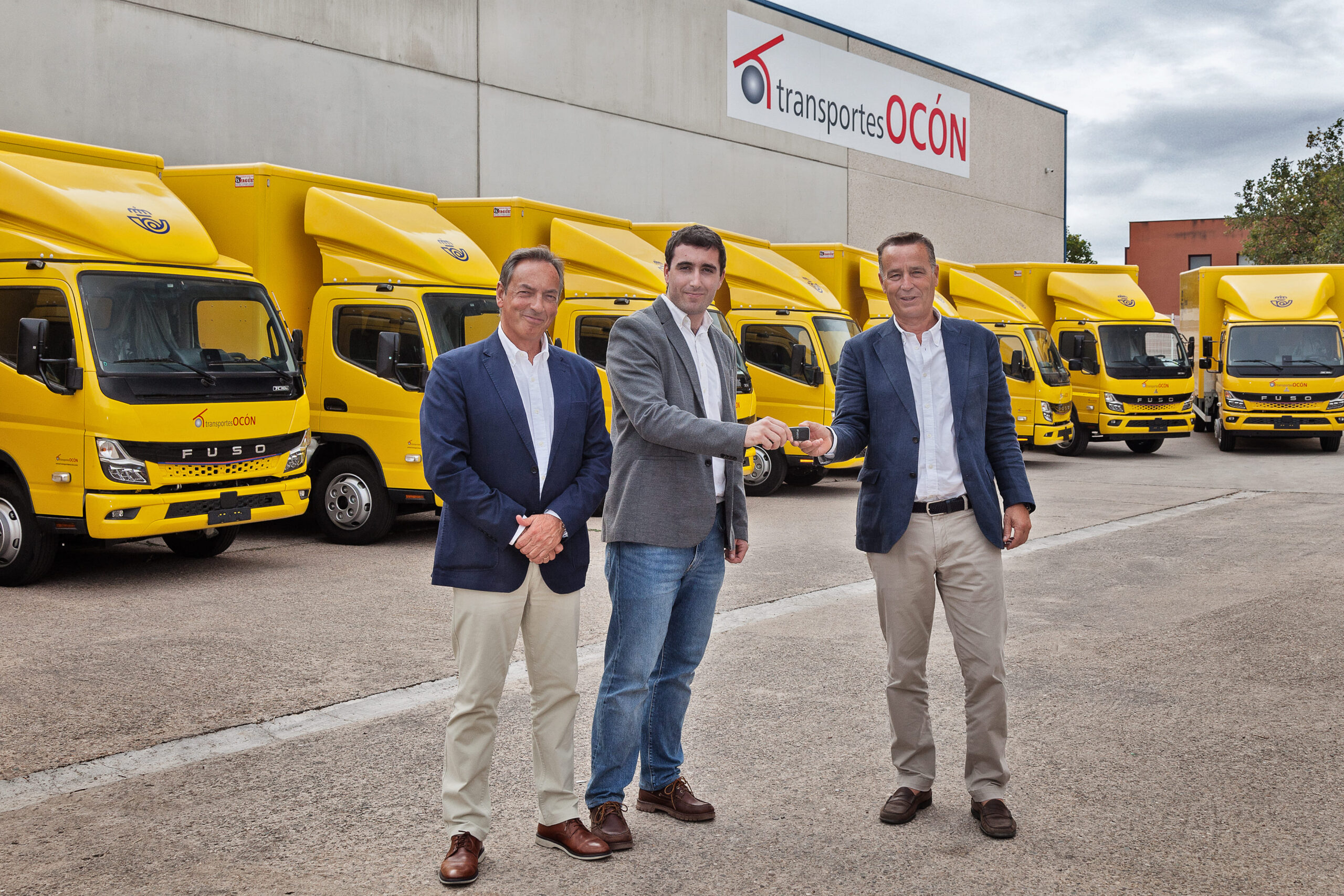 Transportes Ocón renueva su flota de distribución con 15 camiones eléctricos FUSO eCanter 7C18e y 9C18e