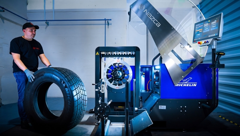 Michelin automatiza el reesculturado de neumáticos de camión con la máquina Nazca